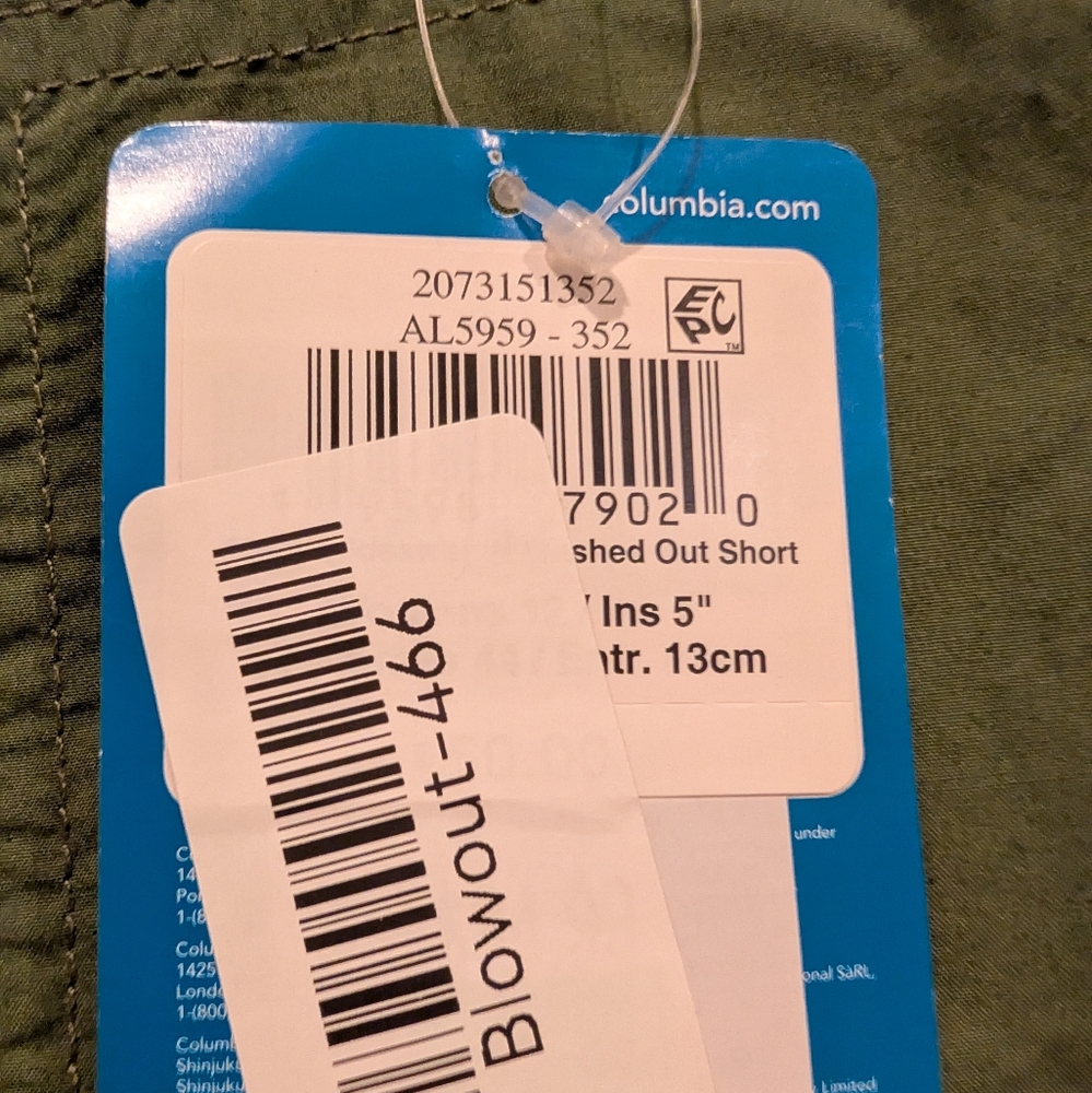 Columbia Holly Hideaway Washed Out Green Shorts Women’s Sz 12 NWT - Picture 3 of 11